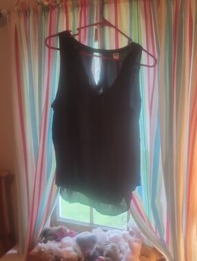 Old Navy Black V-Neck Chiffon Layered Tank Top